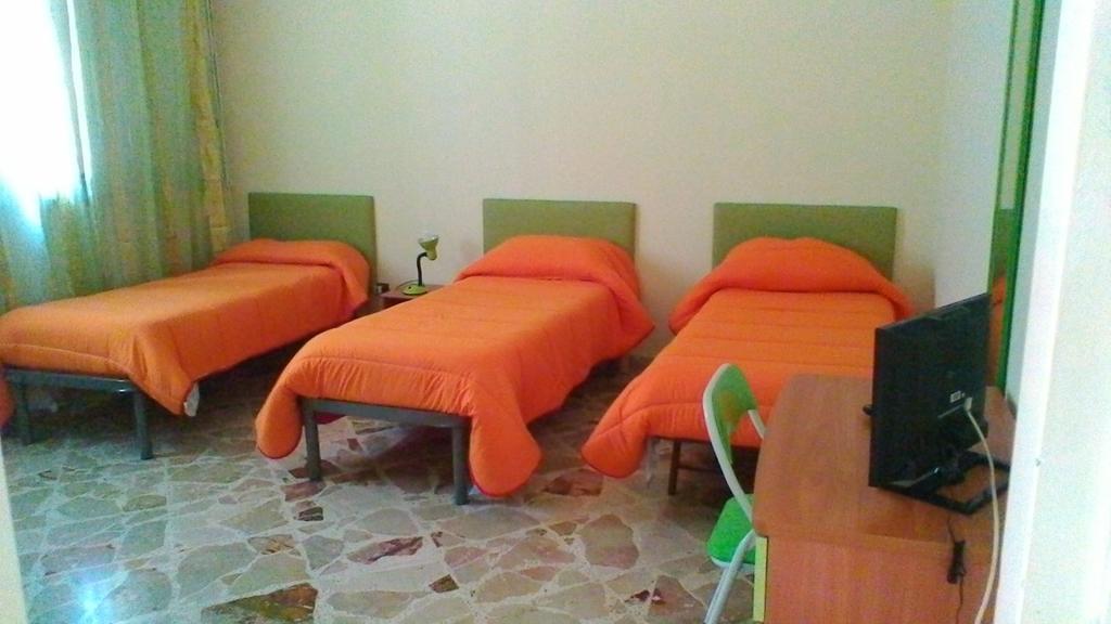Santa Rosalia Hotel Palermo Bagian luar foto